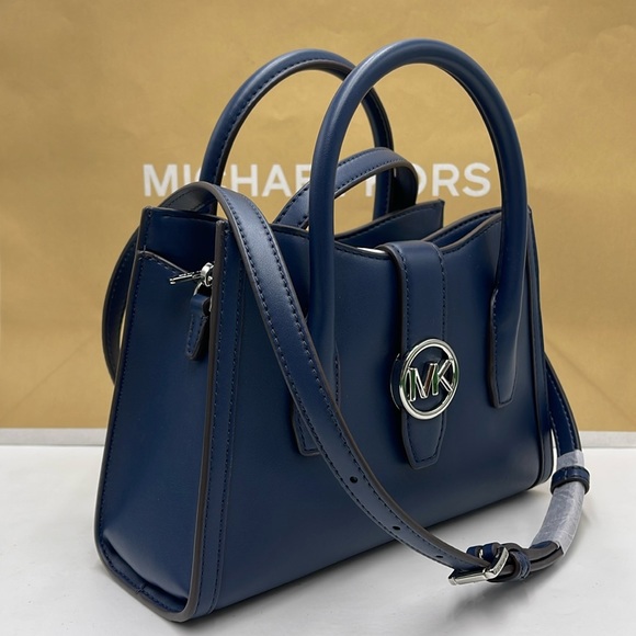MICHAEL KORS
Gabby Small Faux Leather Satchel
COLOR NAVY
NWT - Picture 15 of 16